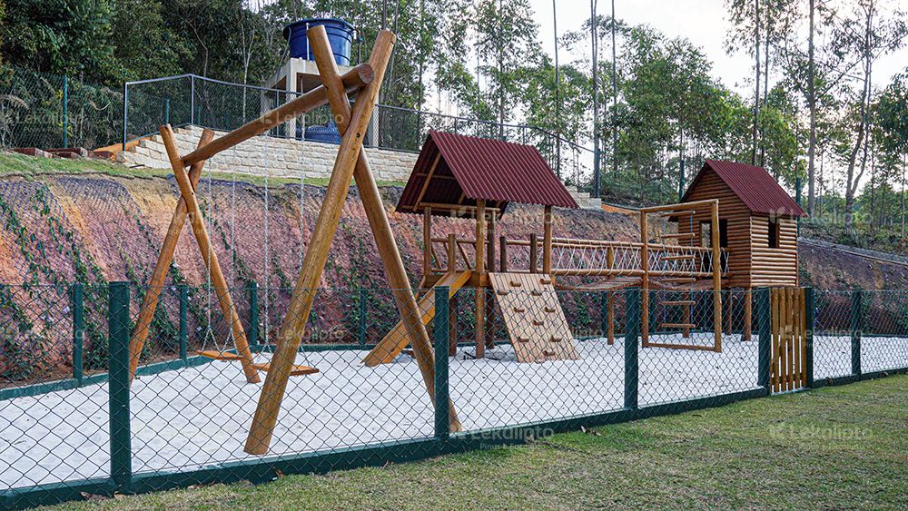 Playground de Madeira Modelo 06