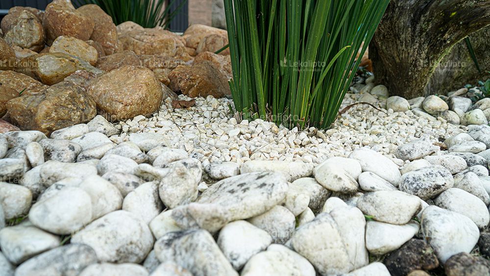 Pedra Branca Jardim Tamanho 1- 15 Kg Sc