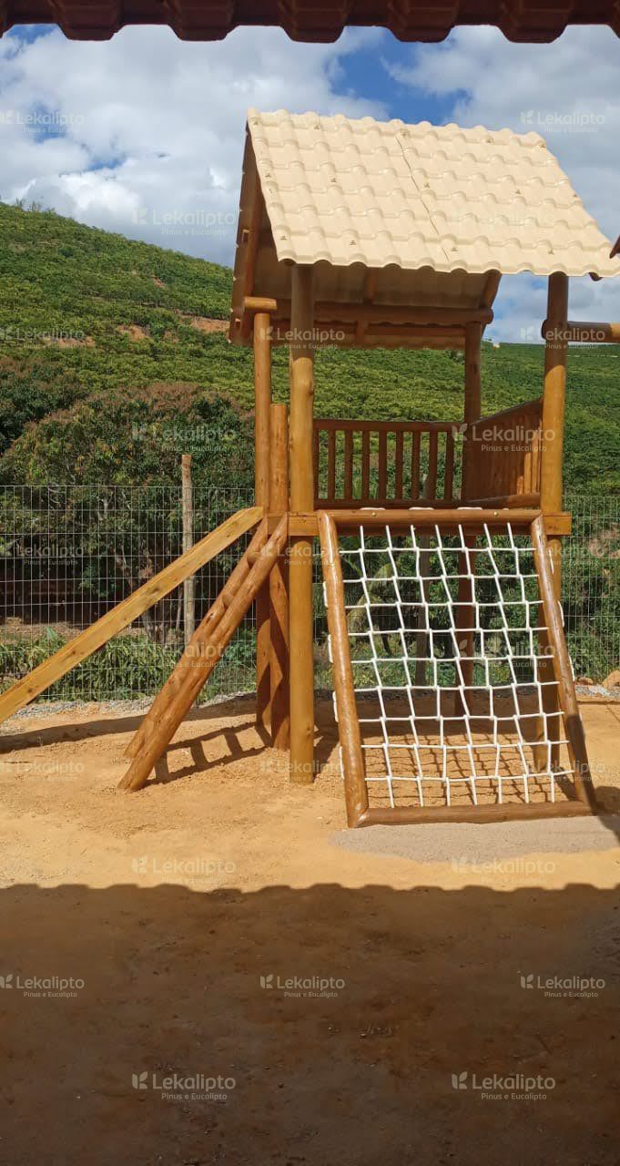 Playground de Madeira Modelo 03